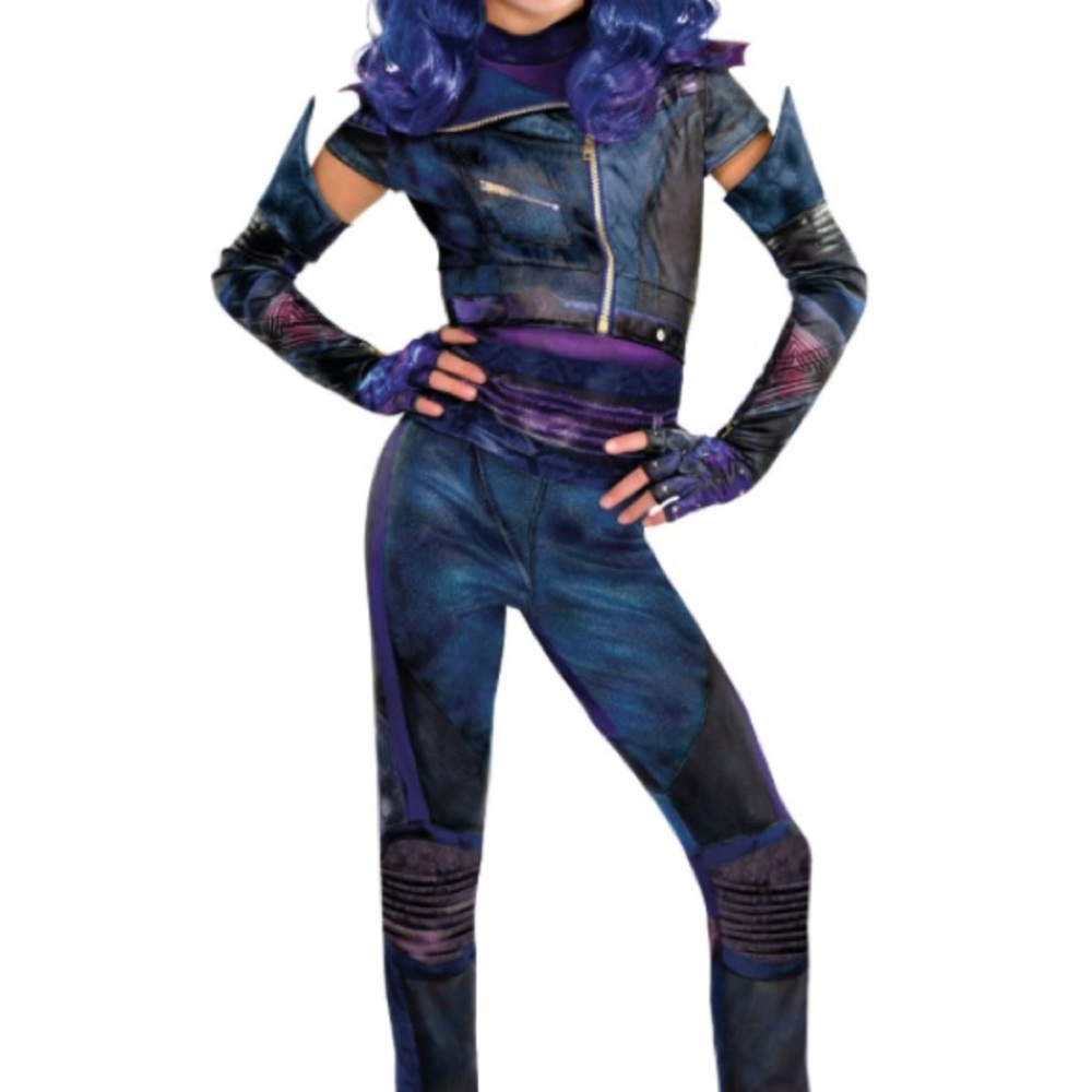 Descendants 3 - Mal costume size M (7-9)